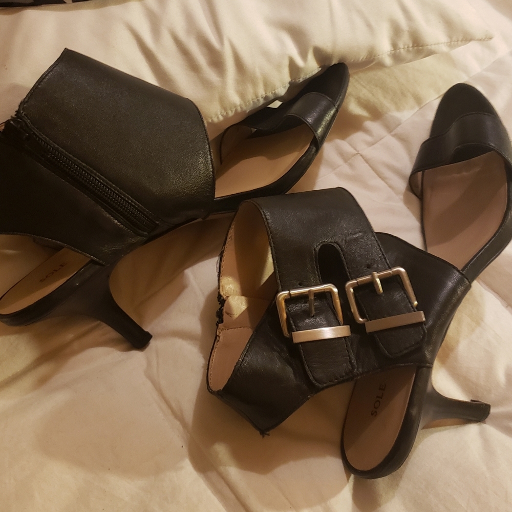 3" heel Sexy zip up ankle strap sandals